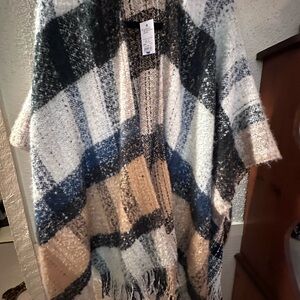 Sonoma Plaid Wrap in Blue, White, and Tan